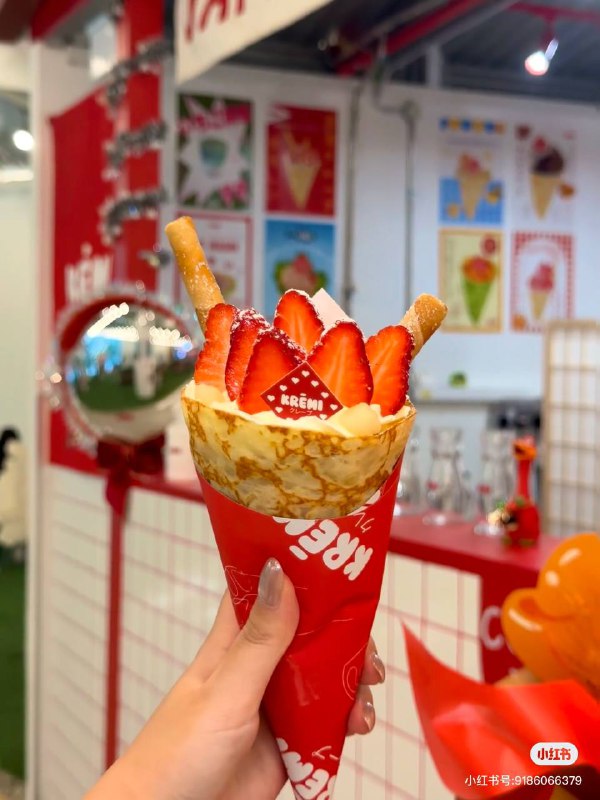 Strawberry Crepe