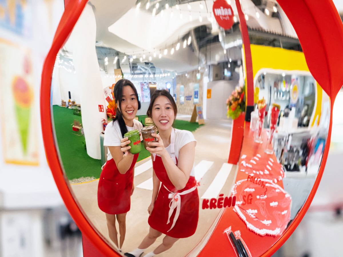 Lia and Tessa, co-founders of Kremi